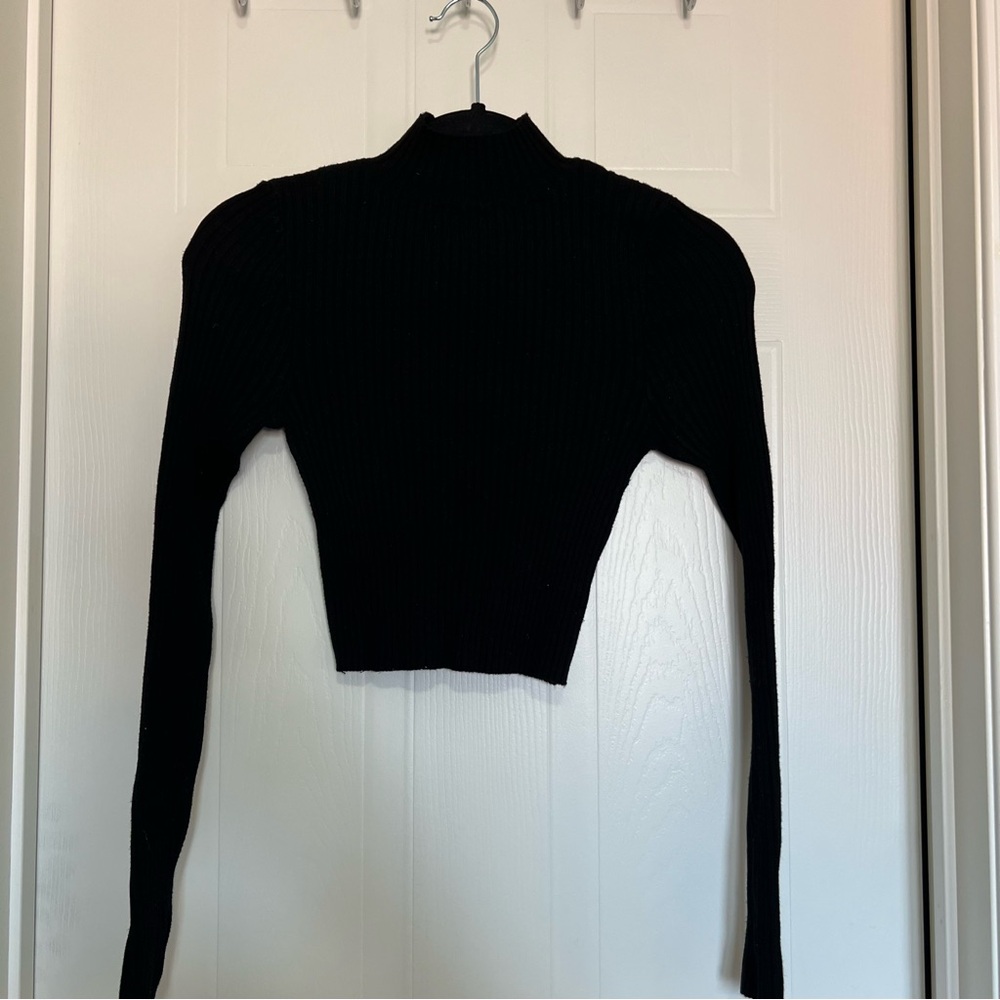 Forever 21 Black Turtleneck Sweater
